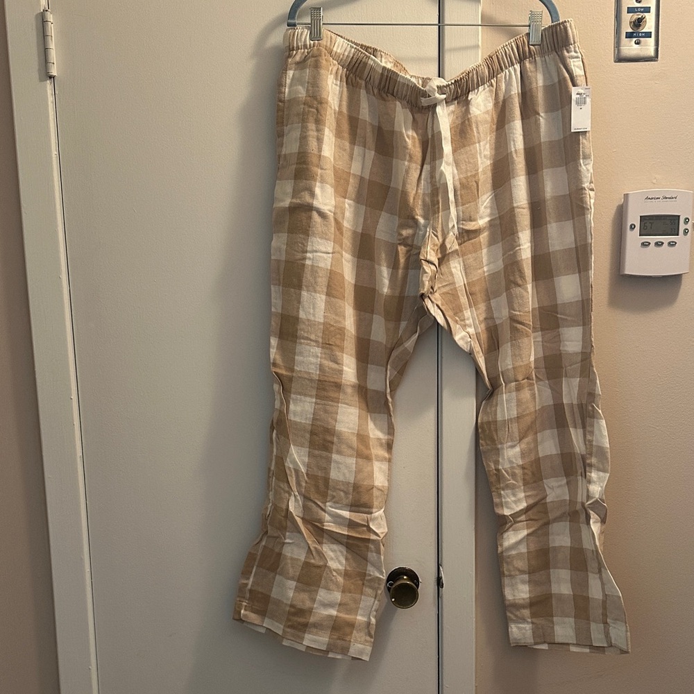 Old Navy Beige and White Checkered Pajama Pants